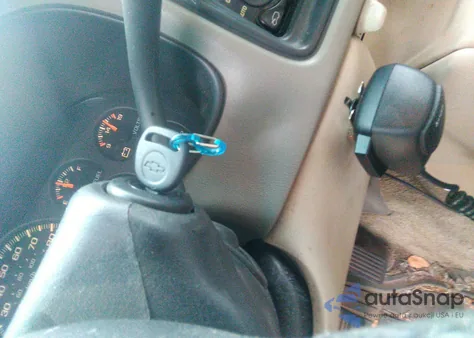 2001 Chevrolet Suburban 2500 Lt from USA, damaged, VIN 3GNGK26U91G239663